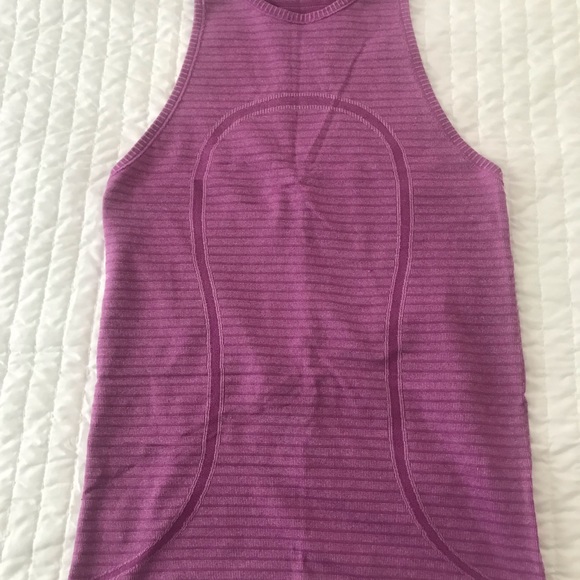 lululemon athletica Tops - EUC Lululemon Swiftly Tech High Neck Racerback Tank Top